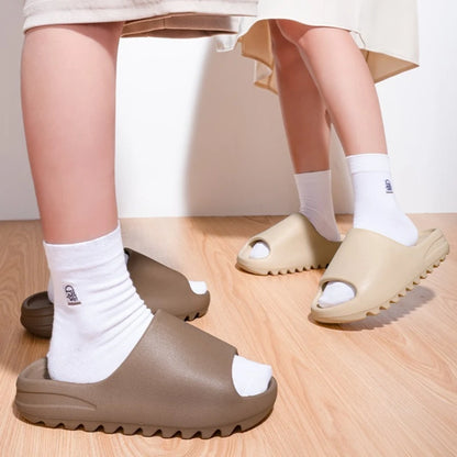 Ultra-Light Ergonomic Cloud Slides
